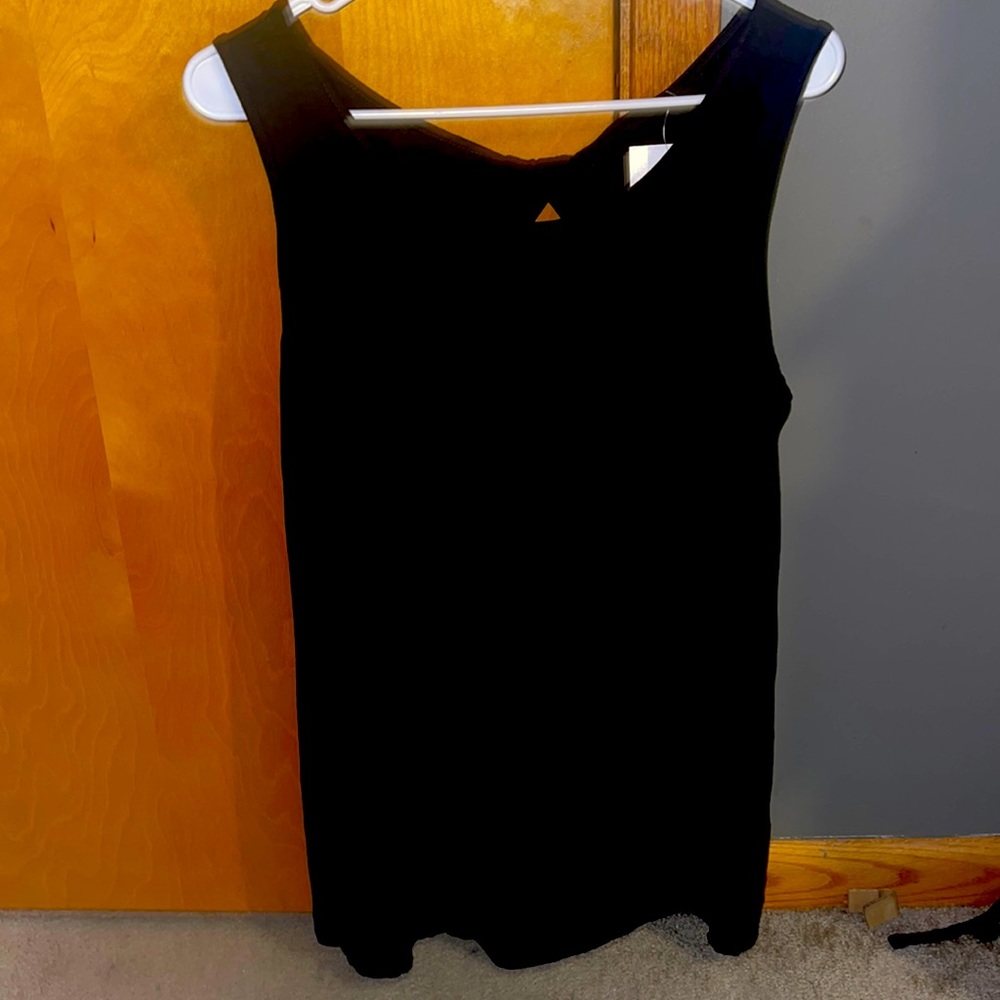 Black Tank